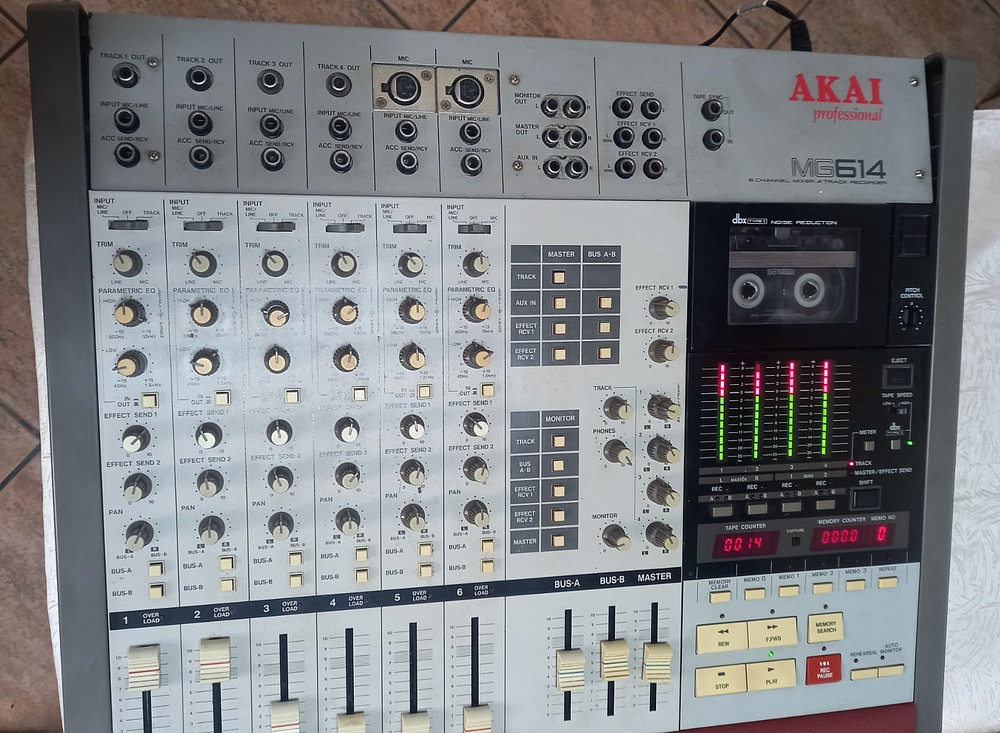 Akai - MG514 Analogue multitrack recorder