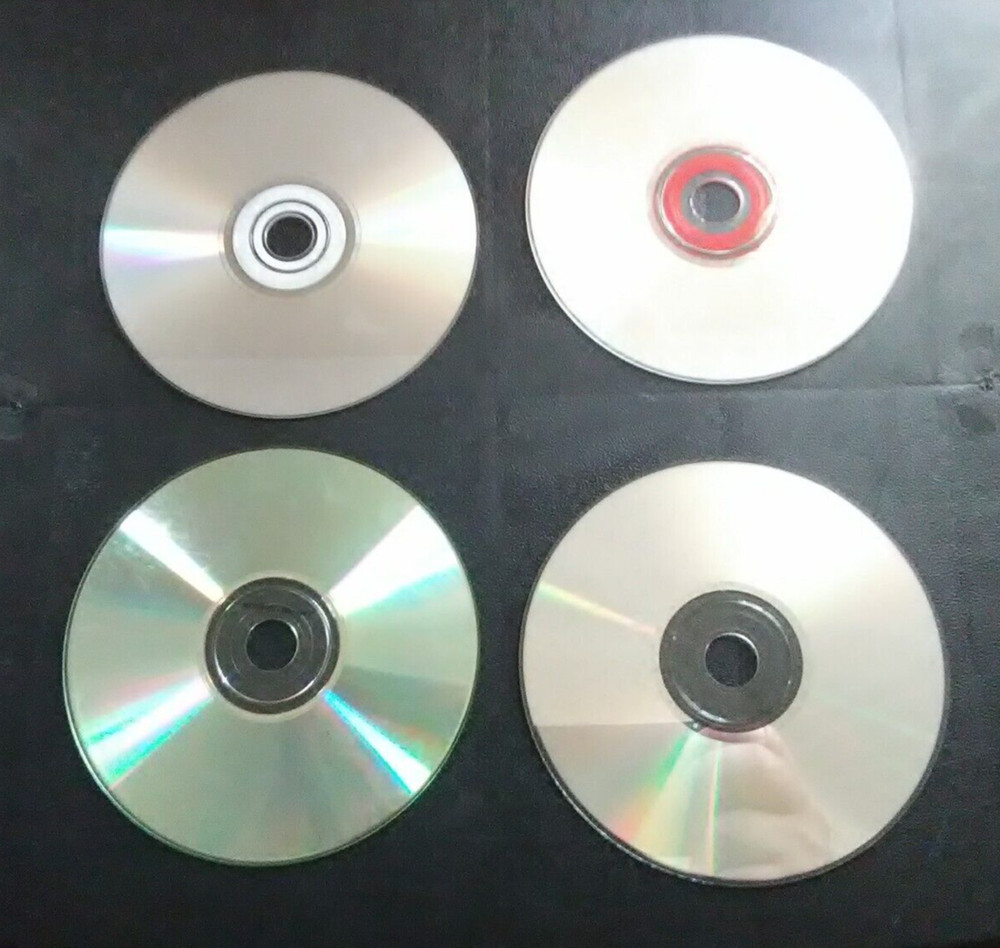 4 -PC game discs, windows. Lego Creator, Sonic 3D Blast, Atari 2600 Action pack.