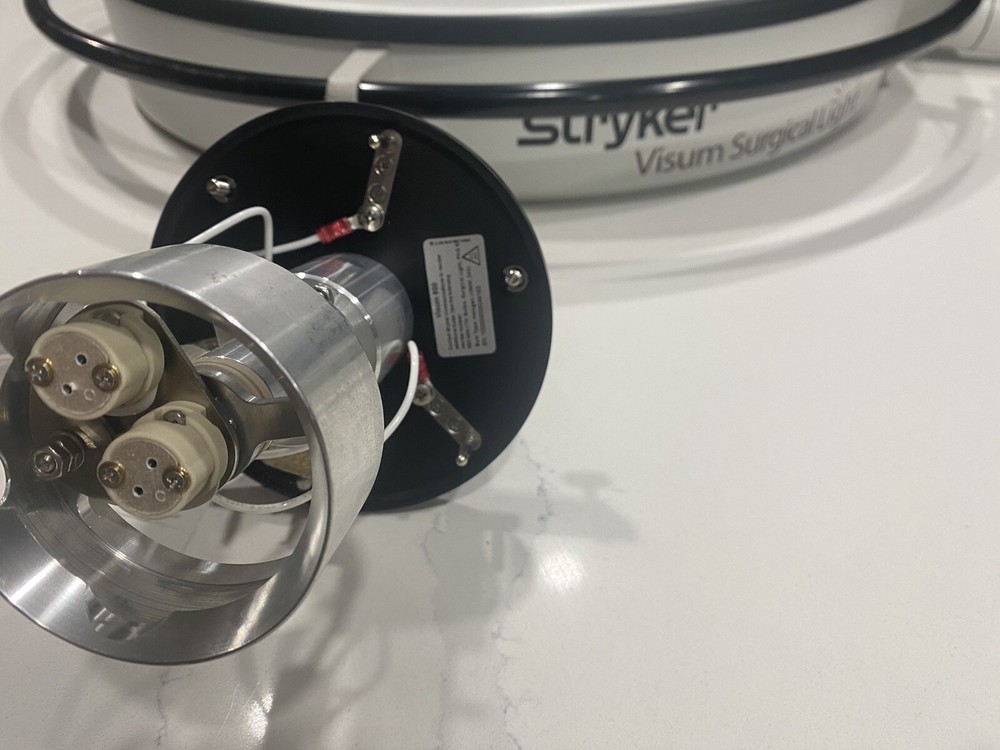 Stryker Visum 600 Light Head Camera Ready, Cardinal