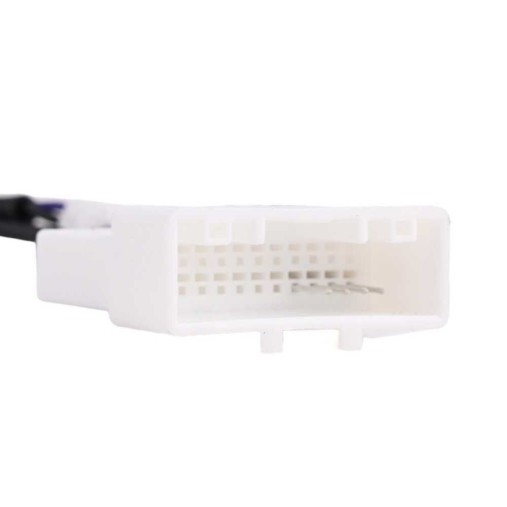 Compact Car Reverse View Adapter Cable for KIA Easy Installation 12V Input