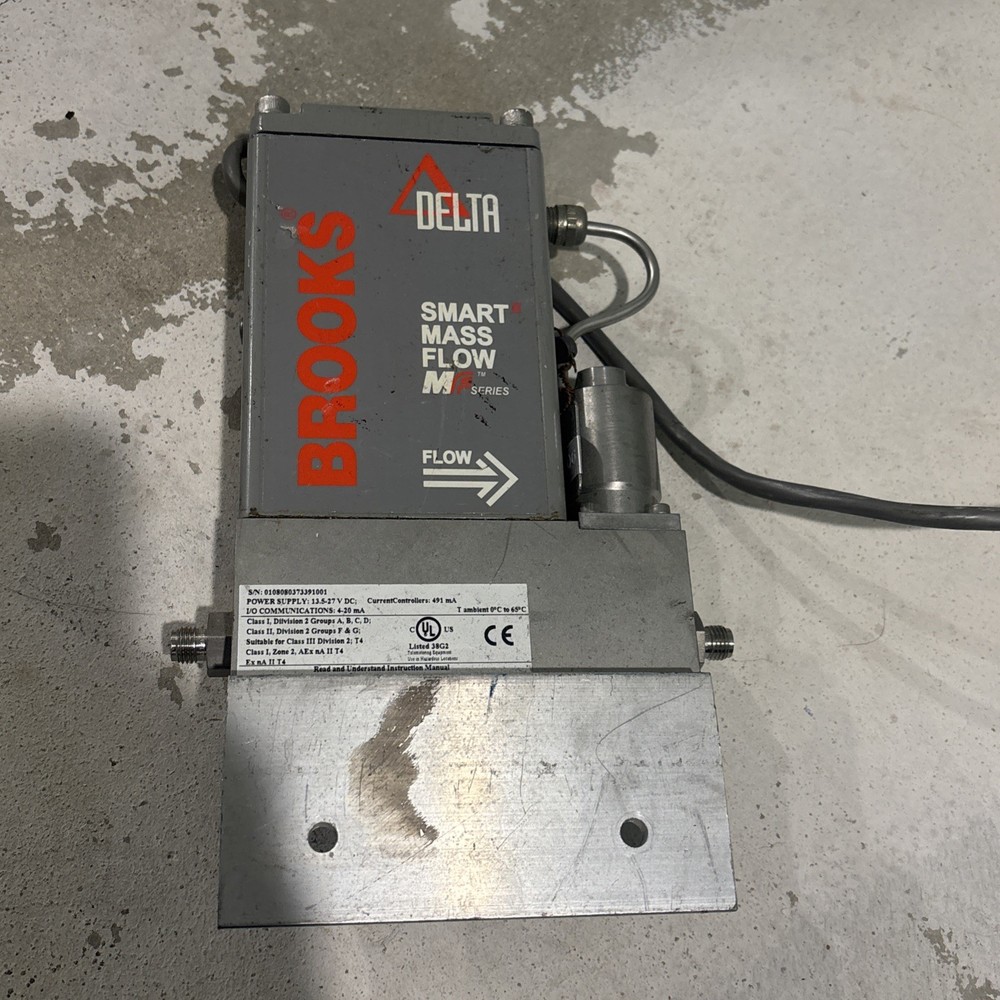 Brooks MFseries Mass Flow Controller Good Used
