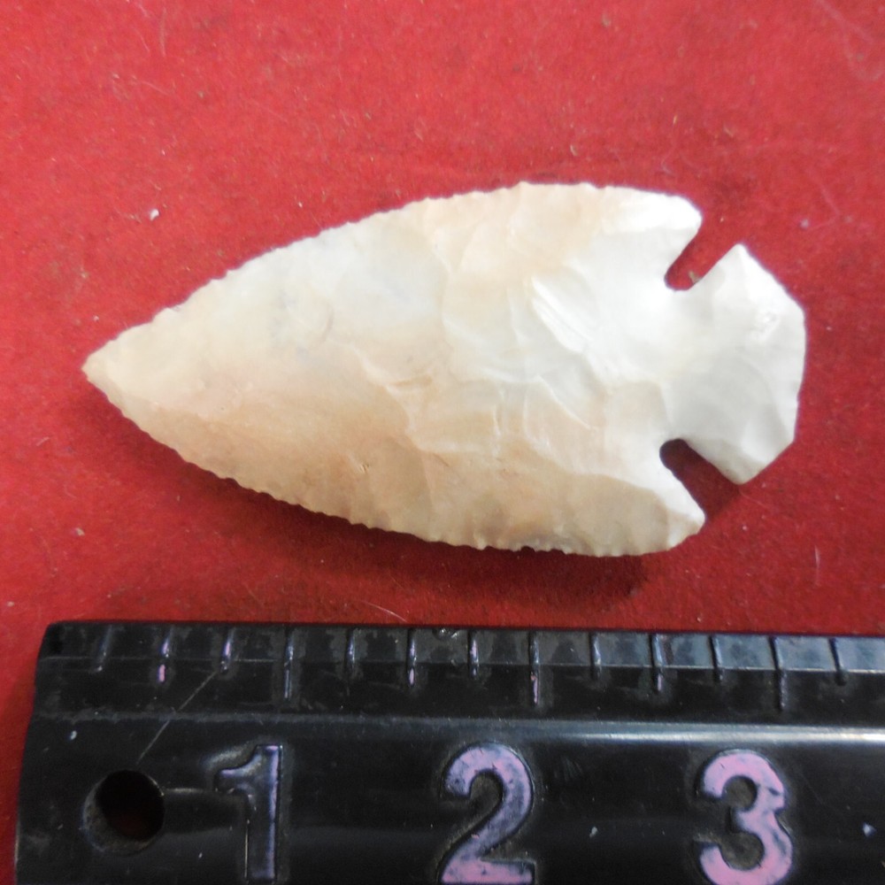 DOVETAIL POINT --CLASSIC FORM AND FLAKING