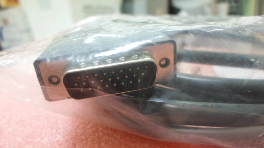 HP 438611-002 1X4 KVM Console 6' USB Cable.