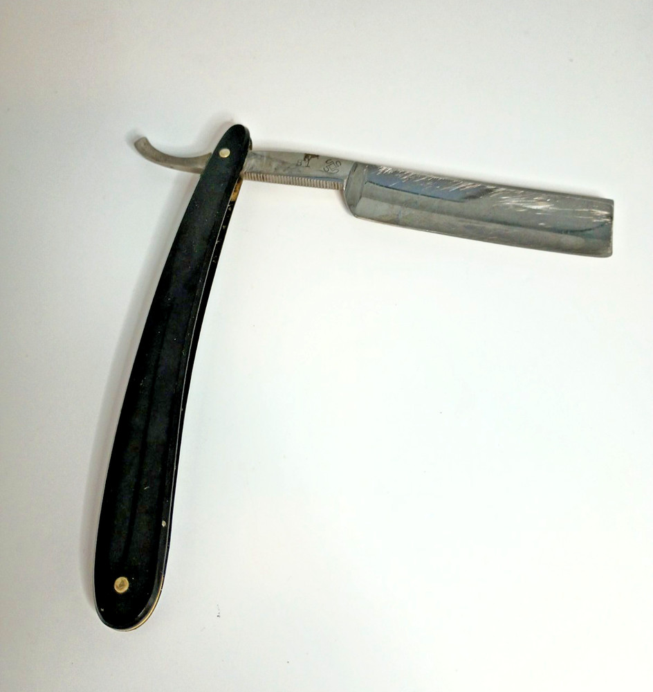 F.A. Klein & Co. And Shortedge Straight Razors In Case