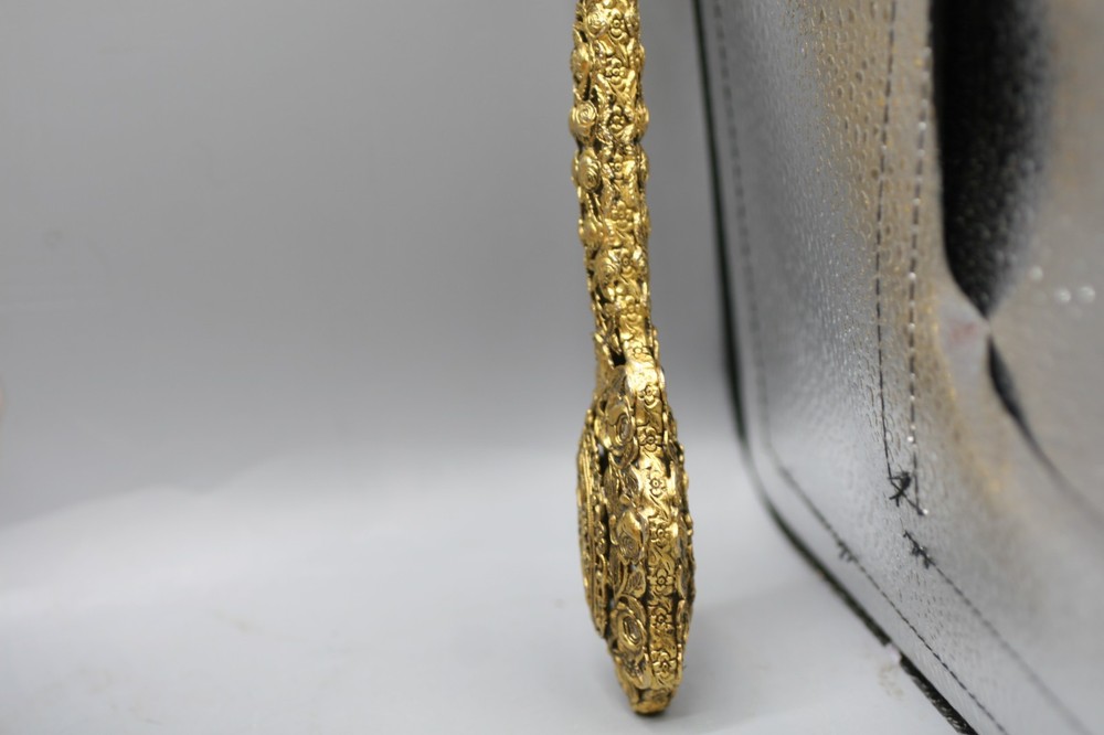 Vtg Child's 10.5" Hand Brush vanity dresser for repair E1