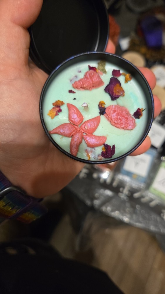 aphrodite deity candle 4 oz