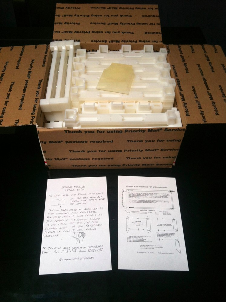 Bee frames Ends Deep 9 1/8" Plastic 100 pc Made in U.S.A.