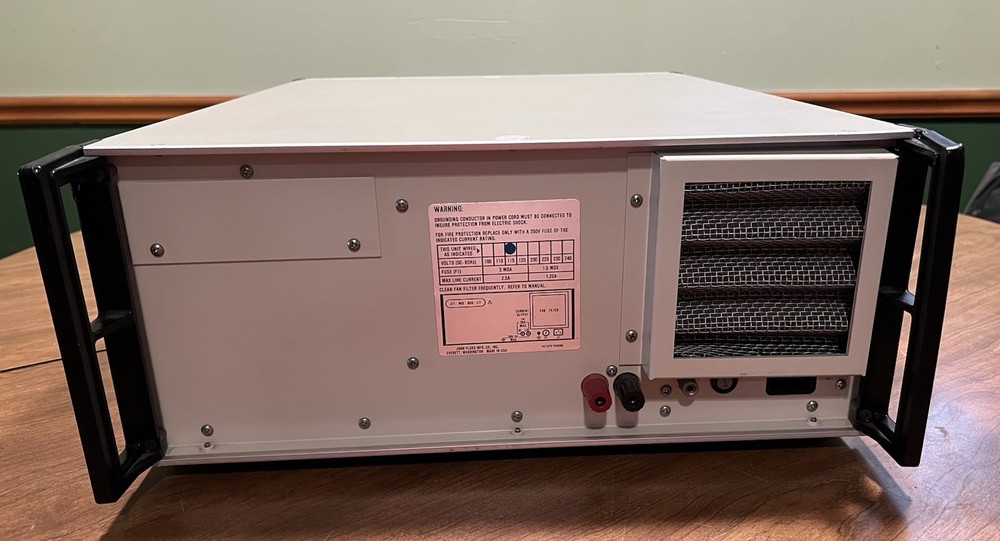 Fluke 5220A Transconductance Amplifier Calibrator