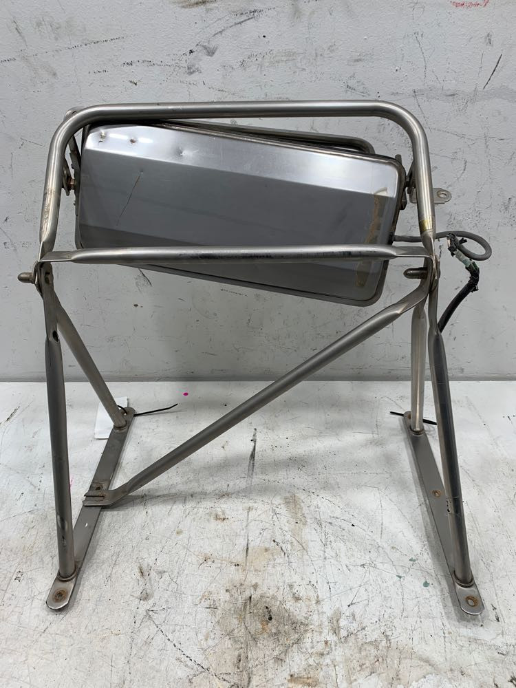 Peterbilt Mirror (613-13617)