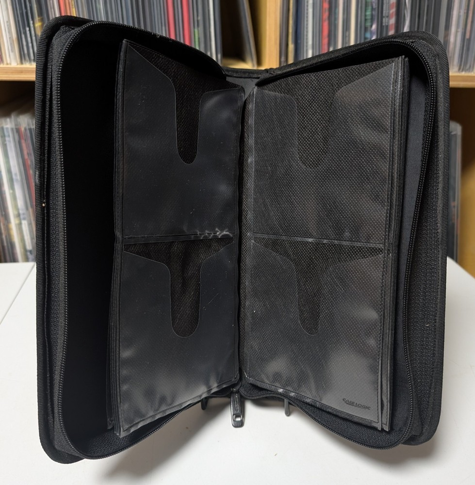 Case Logic CD DVD Flip Book Nylon 32 Discs with Liner Notes 64 Discs Without
