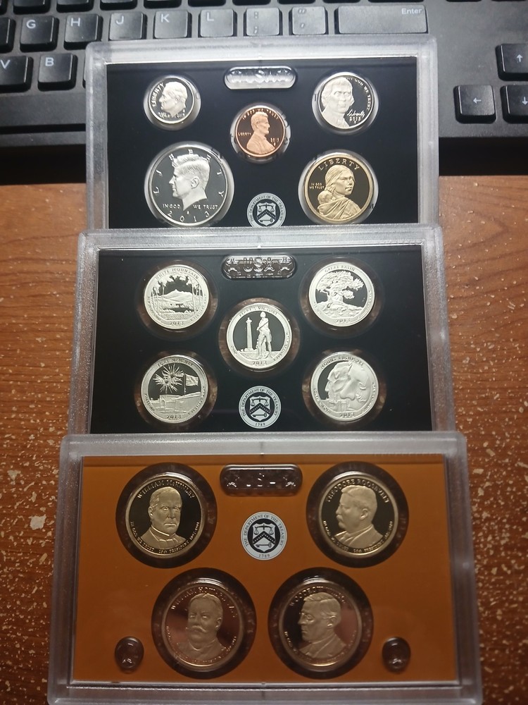 2013 S Silver Proof United States Mint Set .