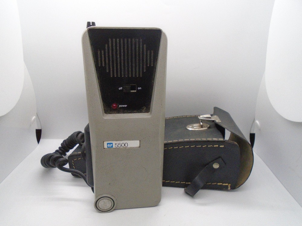 TIF 5500 Pump Style Automatic Halogen Leak Detector w/Case