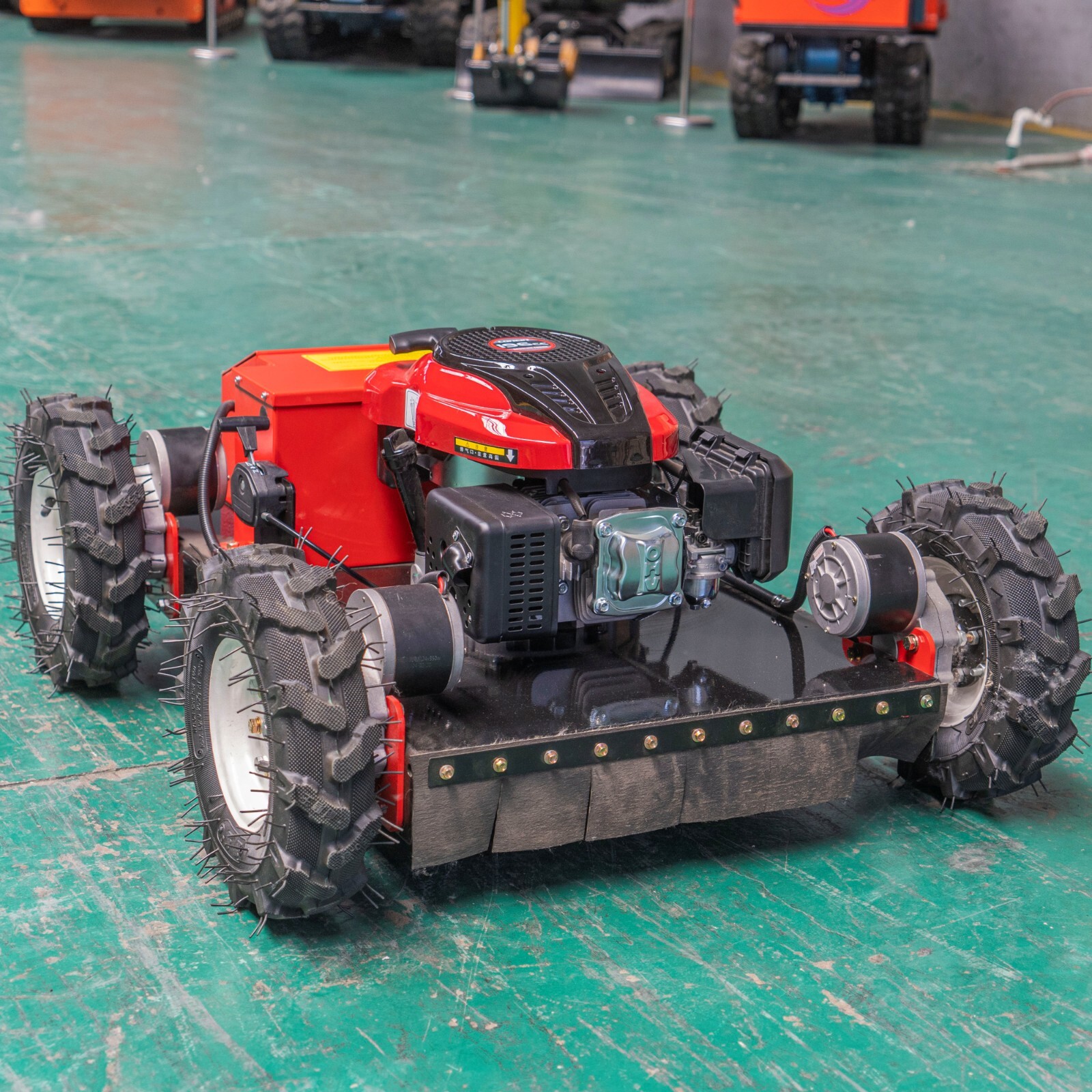 Gasoline Remote Control Lawn Mower Adjustable Blade Height 45° Climbing