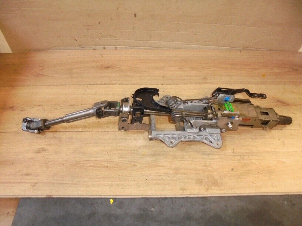 AUDI A3 2005 ADJUSTABLE PAS POWER STEERING COLUMN 8P2419502G