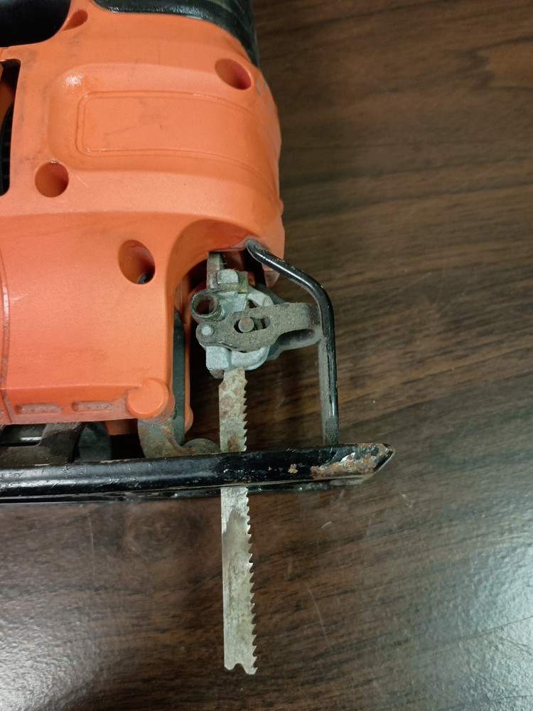 Black & Decker 4.5AMP Jigsaw Variable Speed BDEJS300C Corded Good Condition.