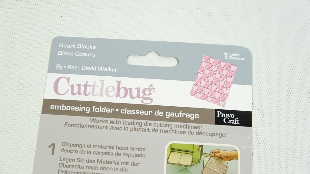 2006 Cuttlebug Provo Craft Embossing Folder Heart Blocks 37-1139