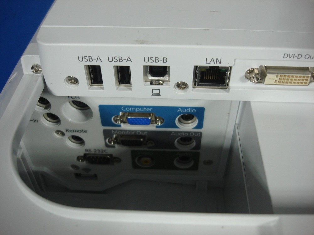 Epson Brightlink Pro 1470Ui Interactive Laser Projector 602 Hours Model H876A