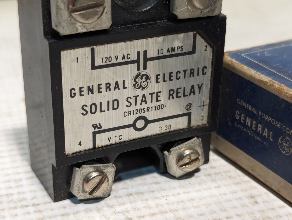 General Electric Solid State Relay CR120SR110D