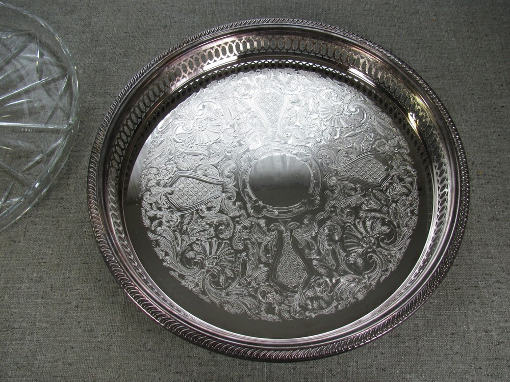 Vtg WM ROGERS Silverplate Etched 12 1/4" Platter Tray & Crystal Platter Insert