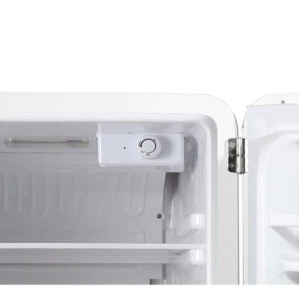 Frigidaire, 3.2 Cu. Ft. Retro Compact Refrigerator, White