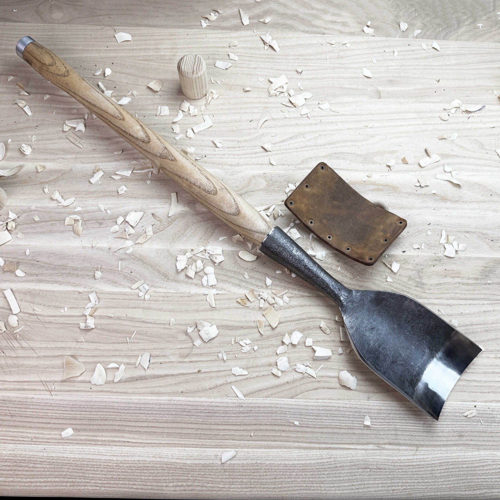Rounded Timber Chisel – Hand-Forged Steel, Ash Handle, Sheath, Heavy Duty