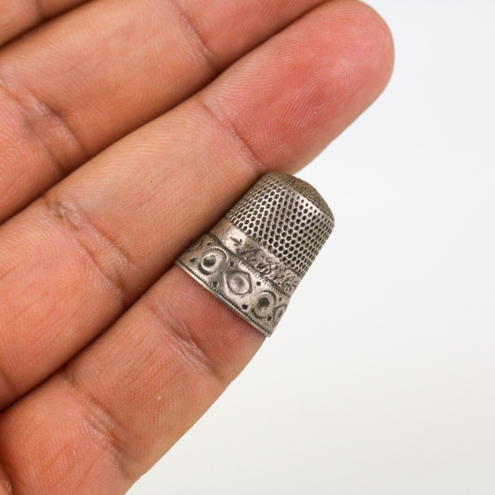 Vintage Simons Bros. Sterling Silver Thimble