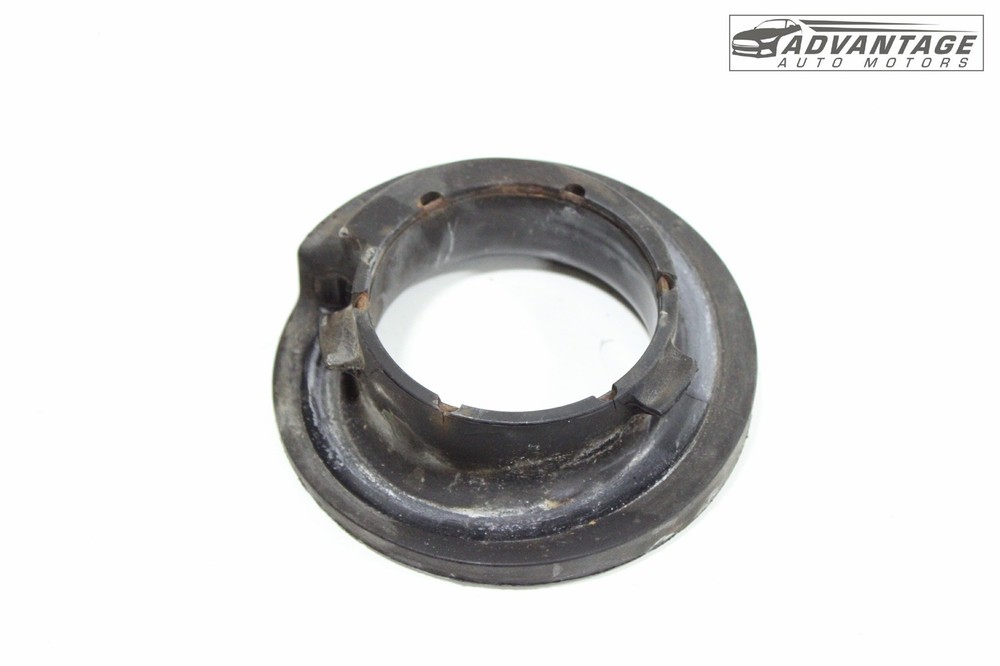 2015-24 FORD EDGE CD539 REAR LEFT OR RIGHT SIDE COIL SPRING UPPER INSULATOR OEM