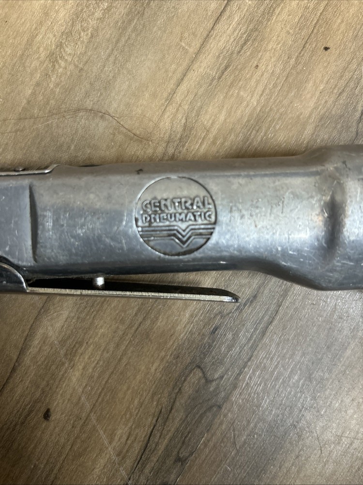 Central Pneumatic Angle Drill