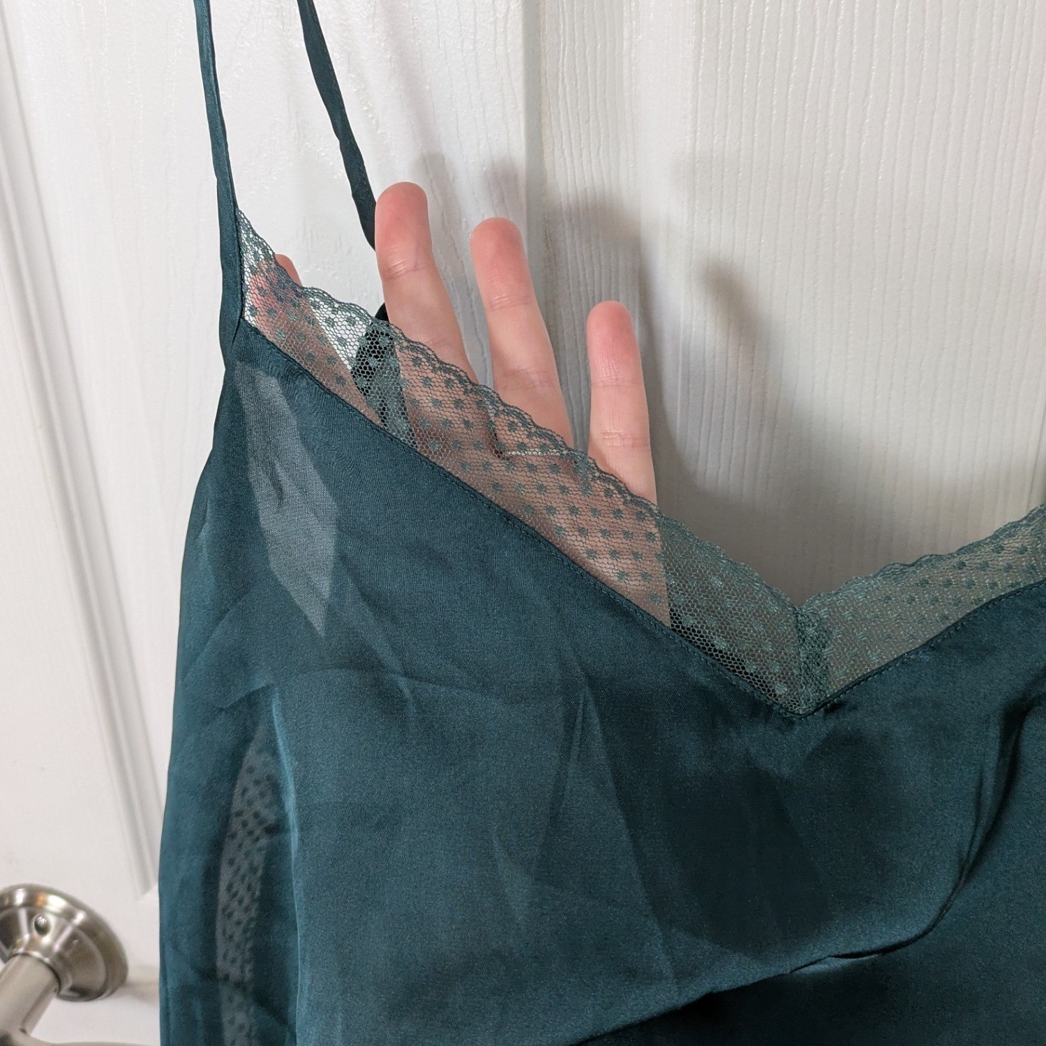 NWT Aerie Cami Top Lace Trim Satin Sleeveless Tank Top Green Size Small