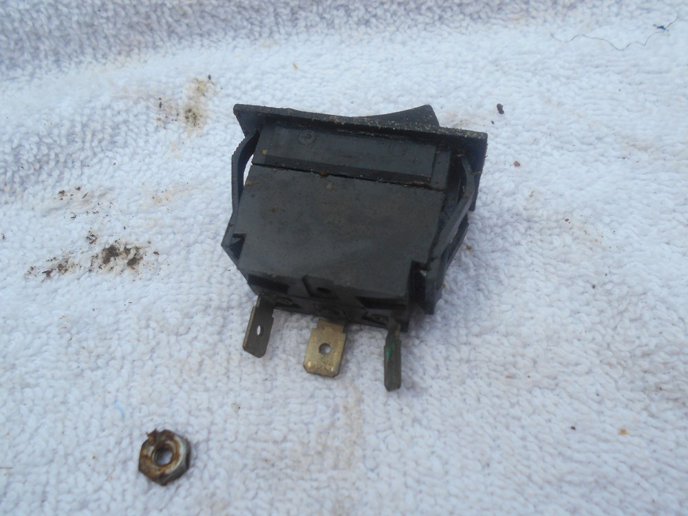 GILES  MGF-40 FRYER FILTER PUMP SWITCH
