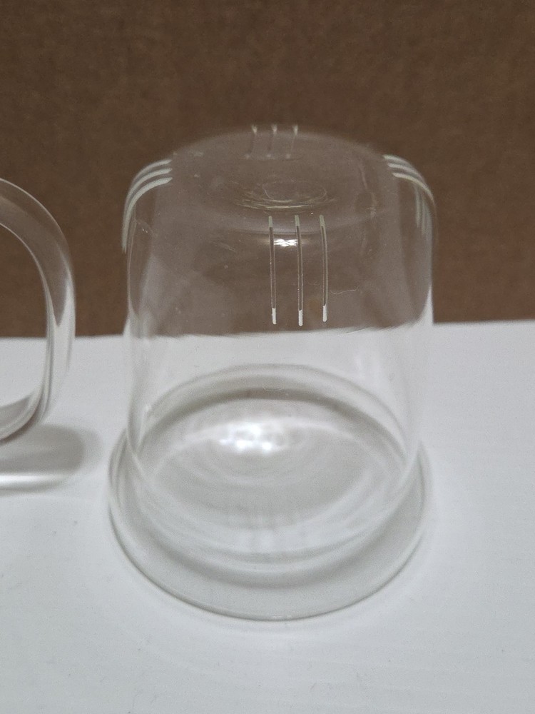 Glass tea cup with infuser and lid Handle