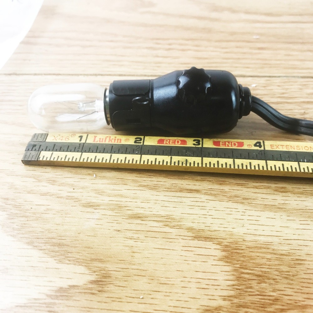 VTG Singer 403A 401A Sewing Machine LIGHT SOCKET ASSEMBLY Part Original