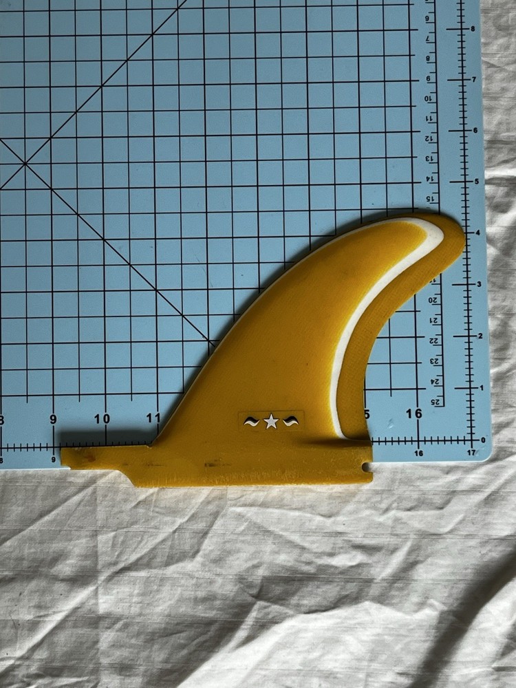 Vintage Star Surfboard Fin Right Side