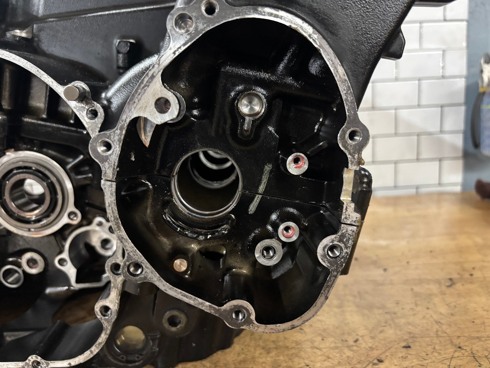 2006-2007 Kawasaki Ninja ZX1000 ZX10R Engine Motor Cases Crankcase