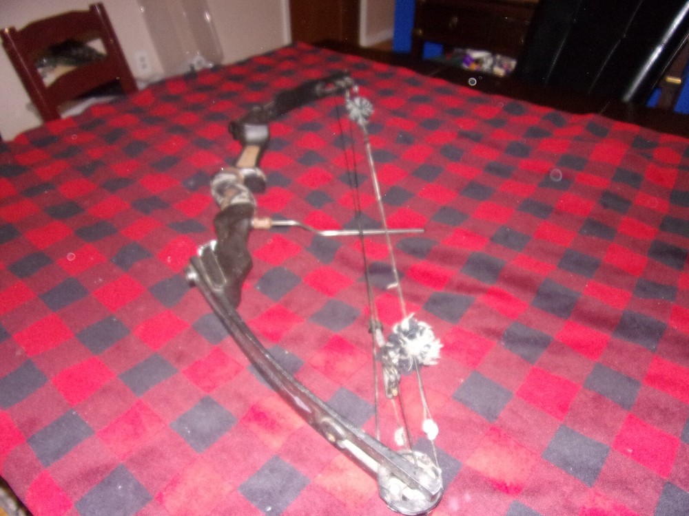 Martin Black Panther Compound Bow