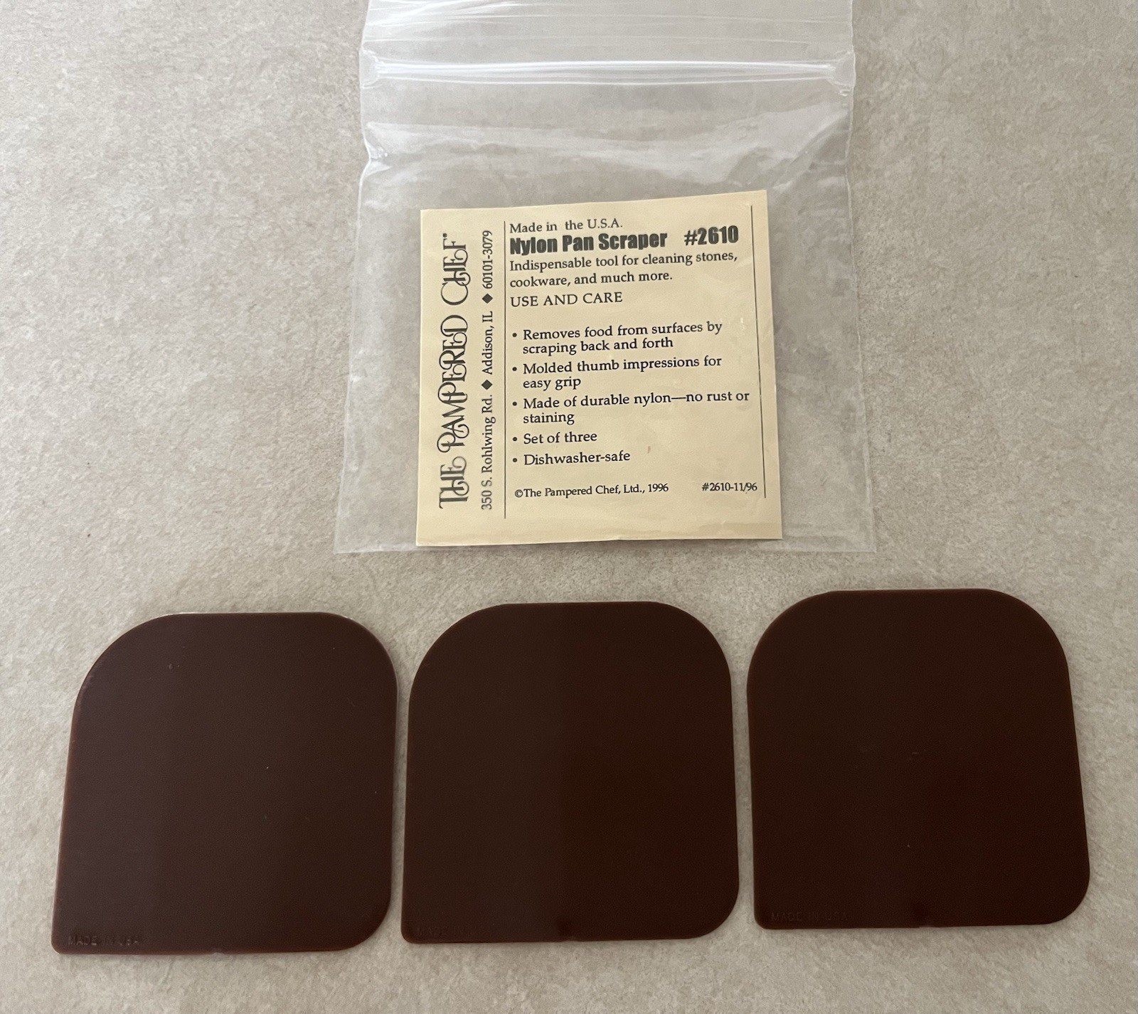 Retired Pampered Chef Nylon Pan Scraper (#2610) - New in Plastic Bag