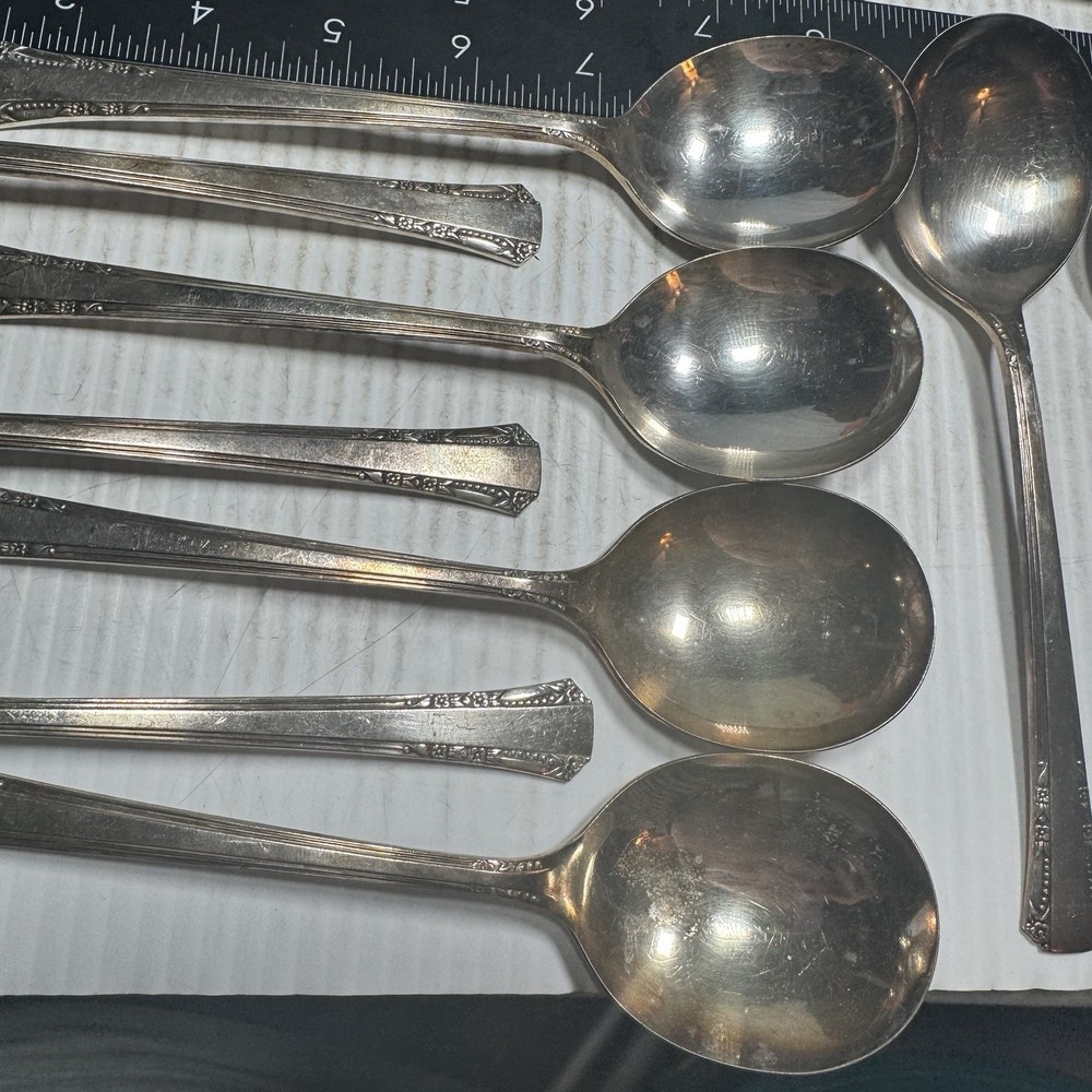 40pcs 1881 Rogers Oneida Delmar Flatware