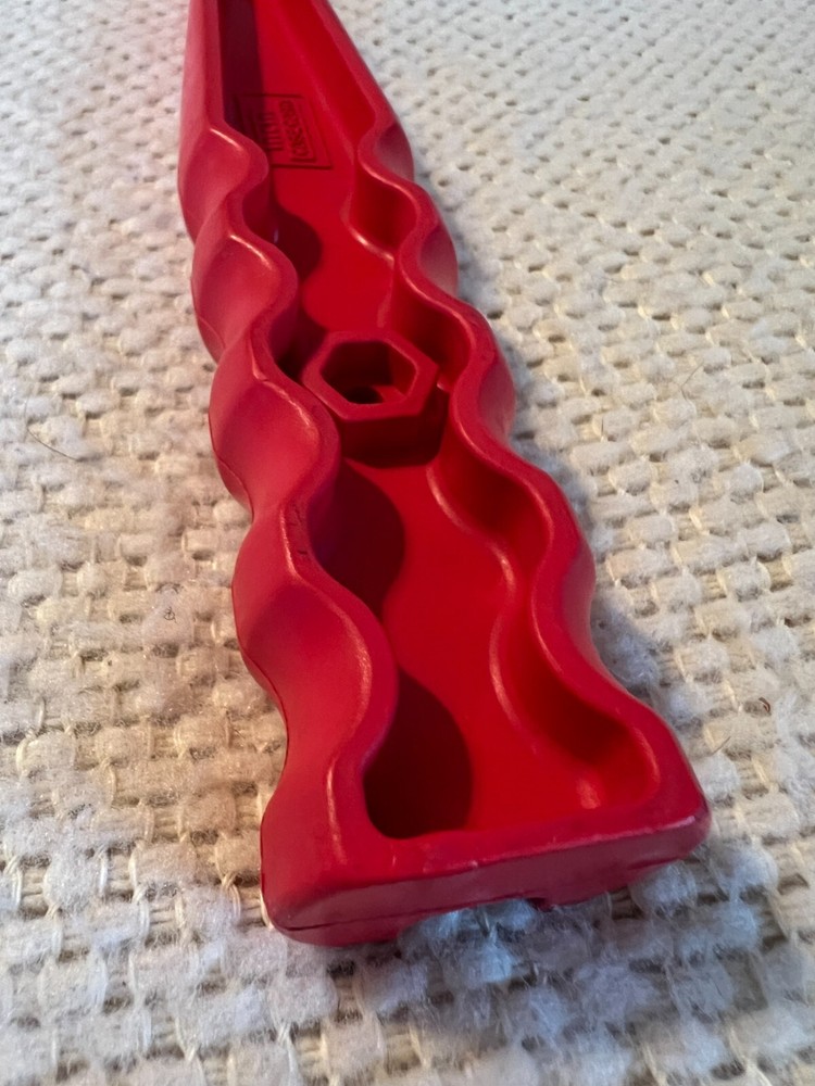 MTM Case Guard Clay Pigeon Thrower