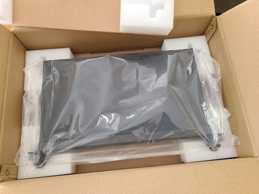 Compact 1U Rackmount Mini-ITX Server Chassis Black with 220W PSU Kit