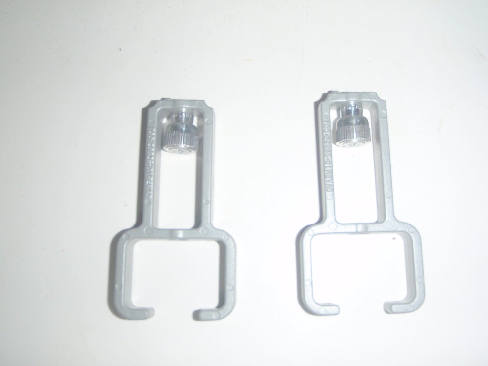 Cisco 700-29826-01  rack fastening system