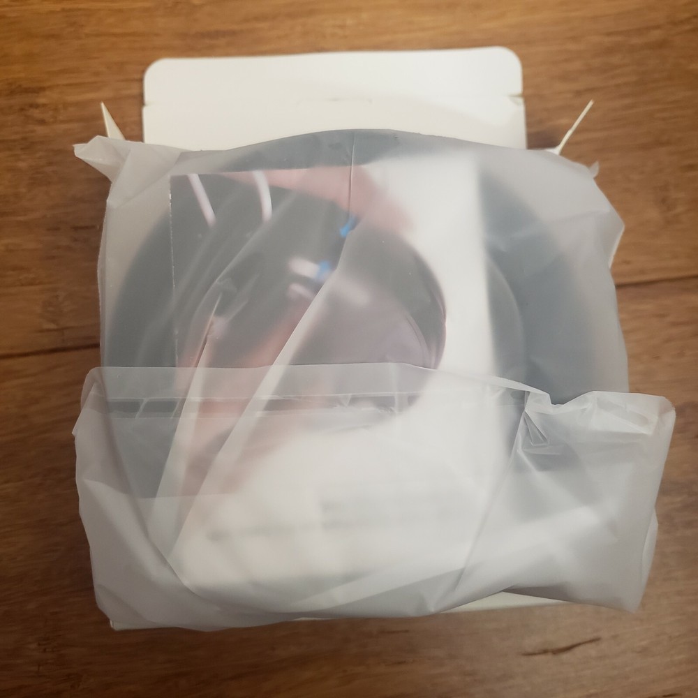 Echo Dot 4th Generation Black Table Holder, Clever Desktop Stand Mount New