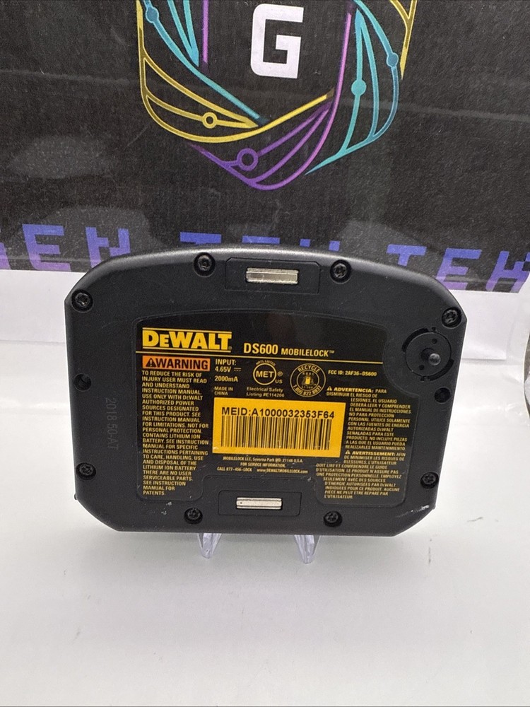 DEWALT DS600 MobileLock GPS Tracker Alarm – No Charger – Working Unit