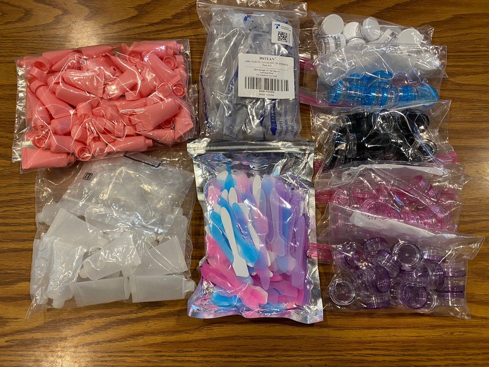 AVON Representative Sample Containers