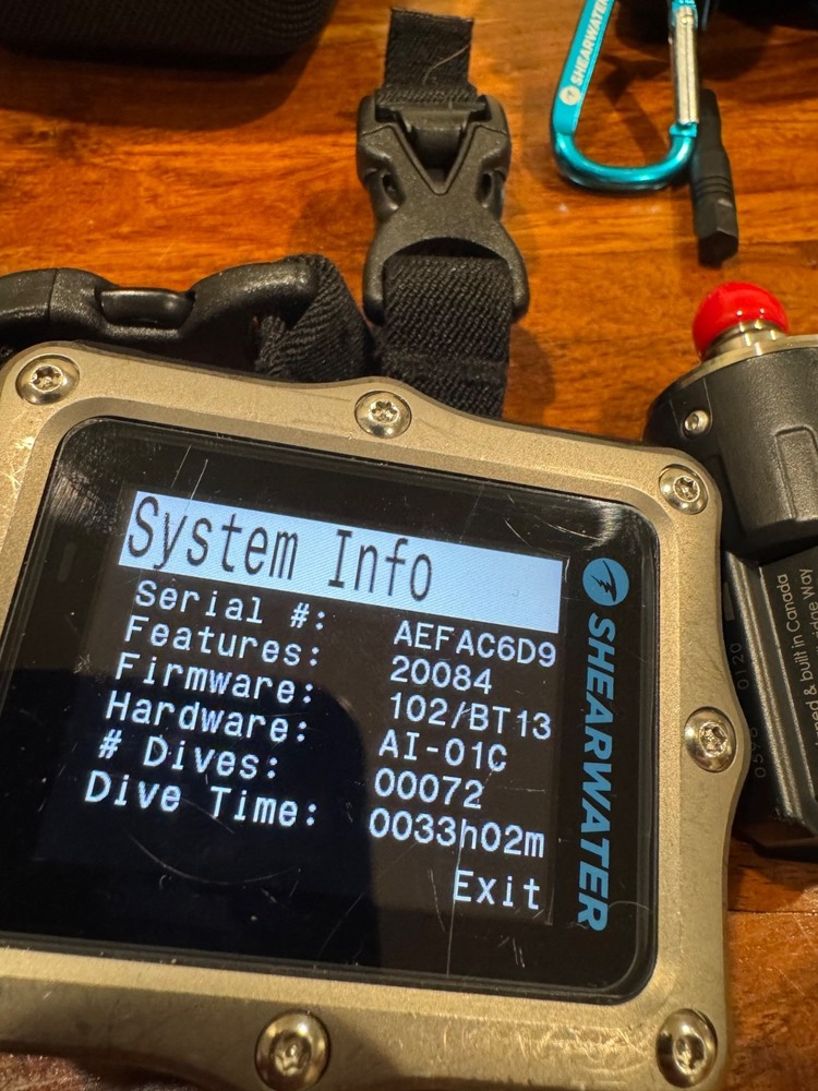 Shearwater Perdix AI + TWO Transmitters, Low Dives (72) , Plus Extras - Mint!