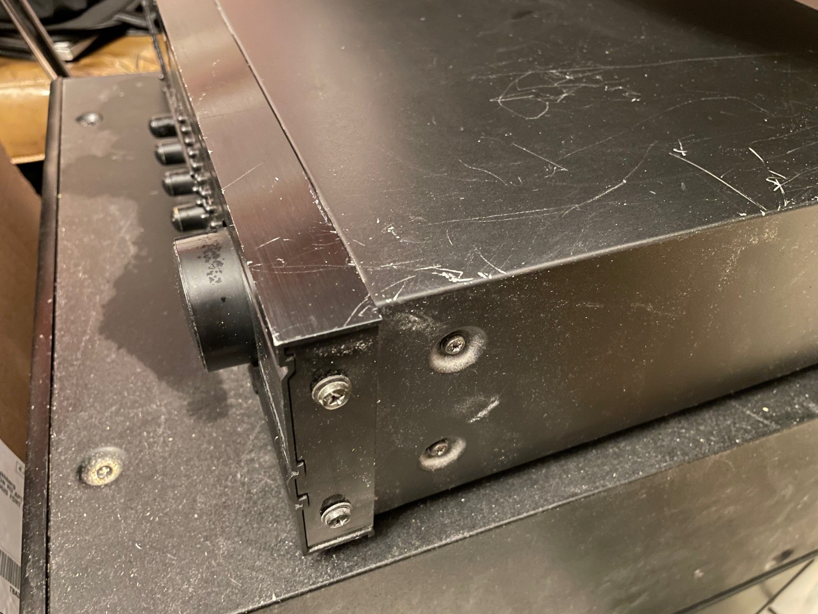 CARVER CT-27v A/V Preamplifier/Tuner