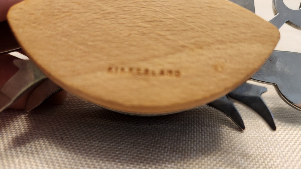 Utility Crab Pocket Tool