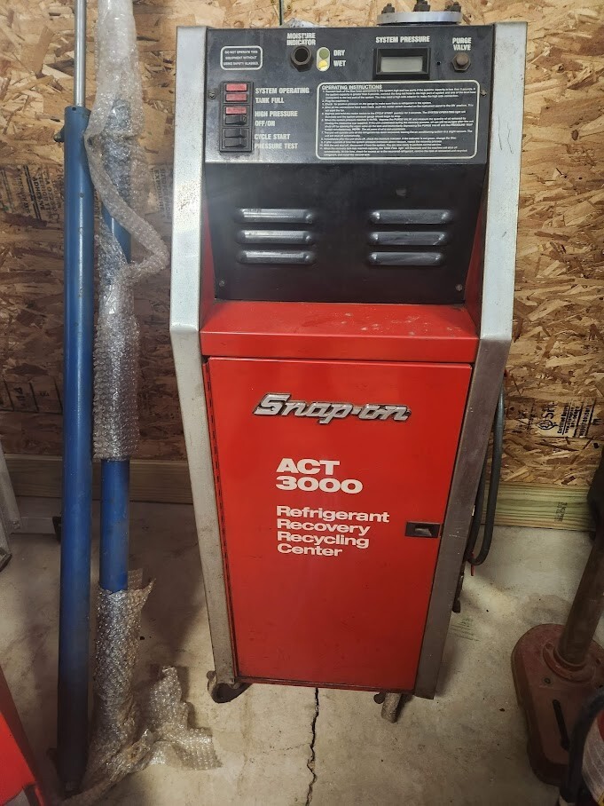 Recovery/recycling station