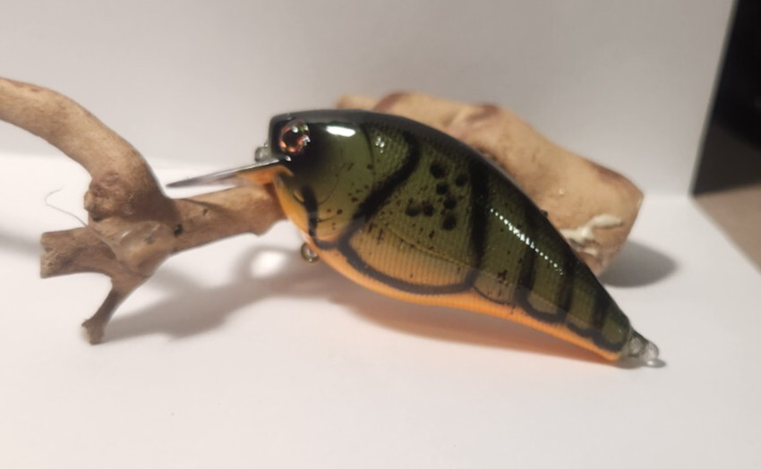 Custom painted 2.5 square bill crankbait (SPRING CRAW)