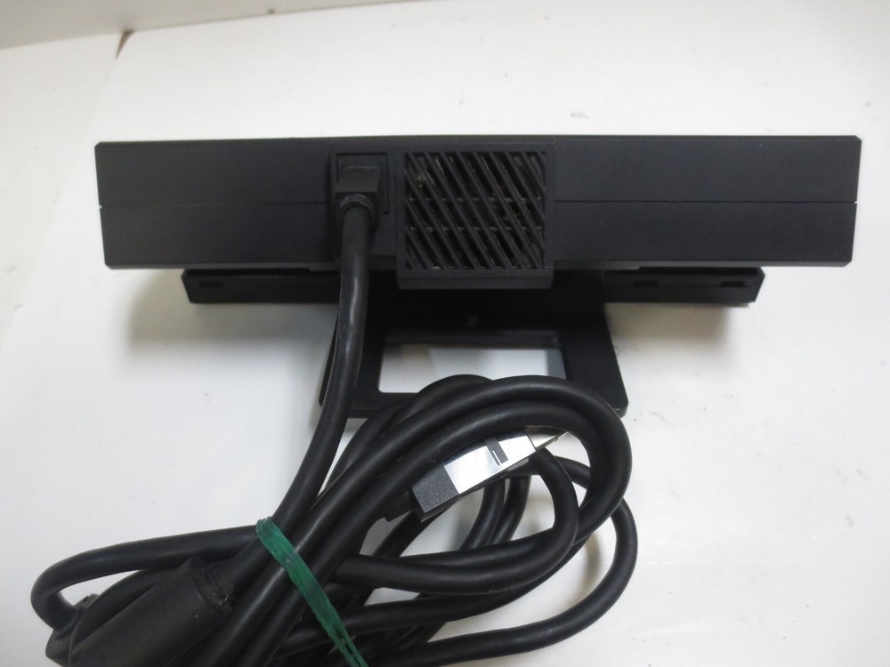 Microsoft Xbox One Kinect Sensor Bar Motion Sensor Camera Model 1520
