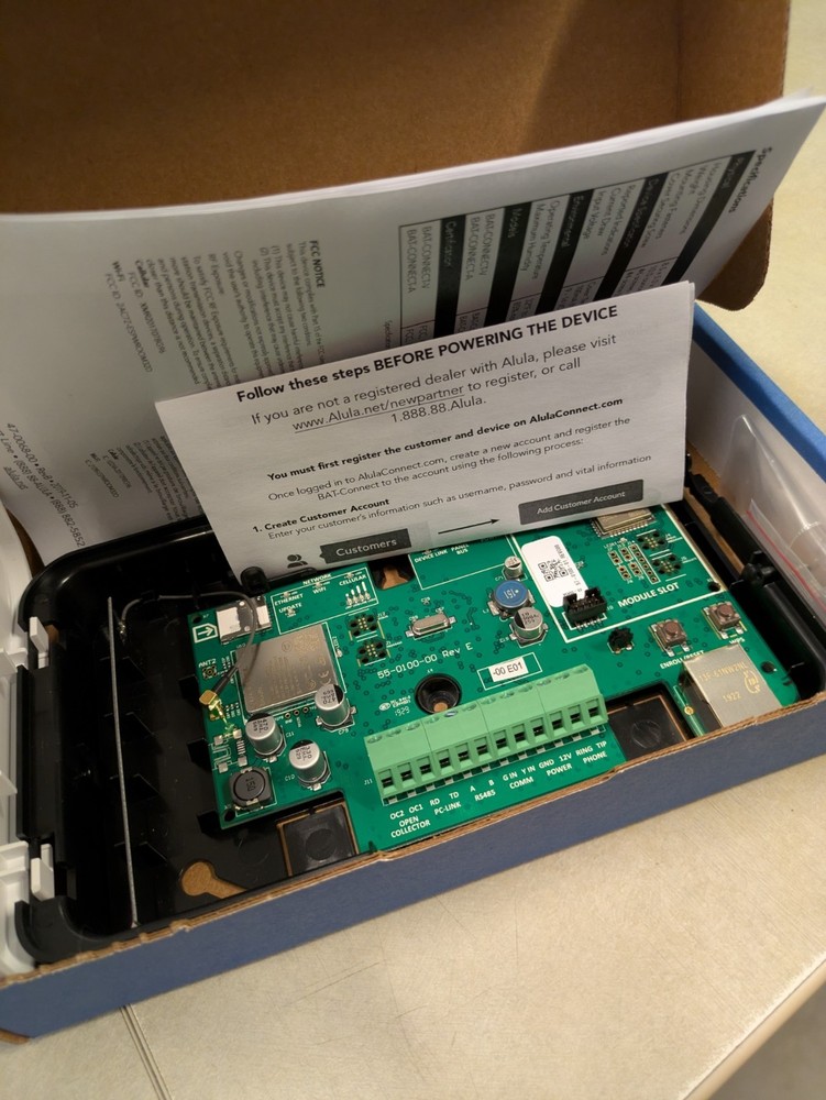 Alula Wireless Tri-path Communicator,5G Ready, AT&T, BAT-CONNECT-A